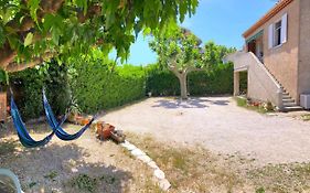 Blue Summer Vibes Mini Studio For Two, Ac, Parking, Beach At 50M, Spa Access -2